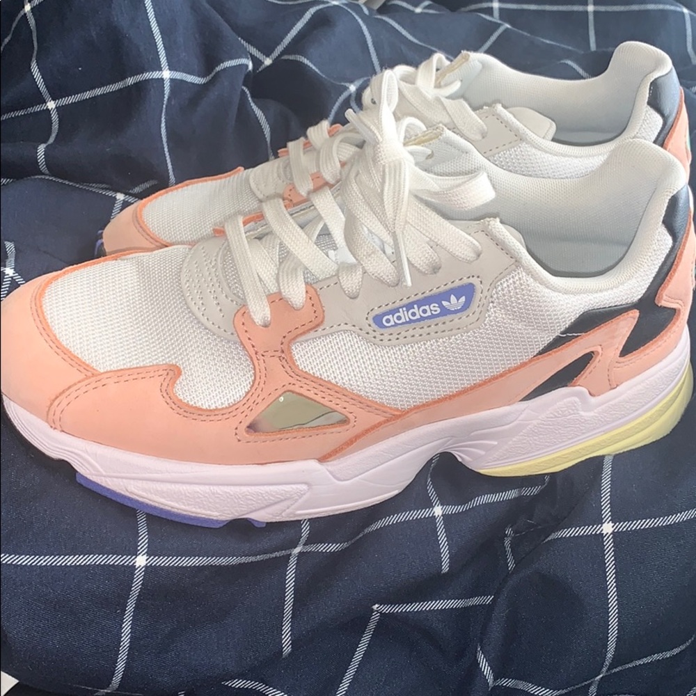 Adidas torsion